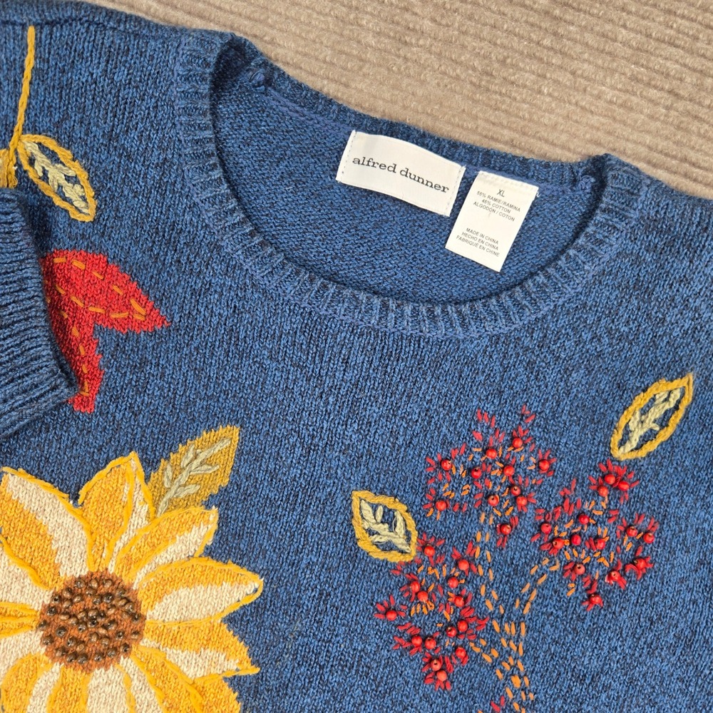 Alfred Dunner Womens XL Blue Floral Sunflower Beaded Embroidered Knit Sweater